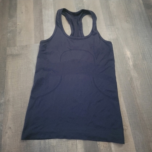 LULULEMON Swiftly Tank size 6 - Picture 2 of 5